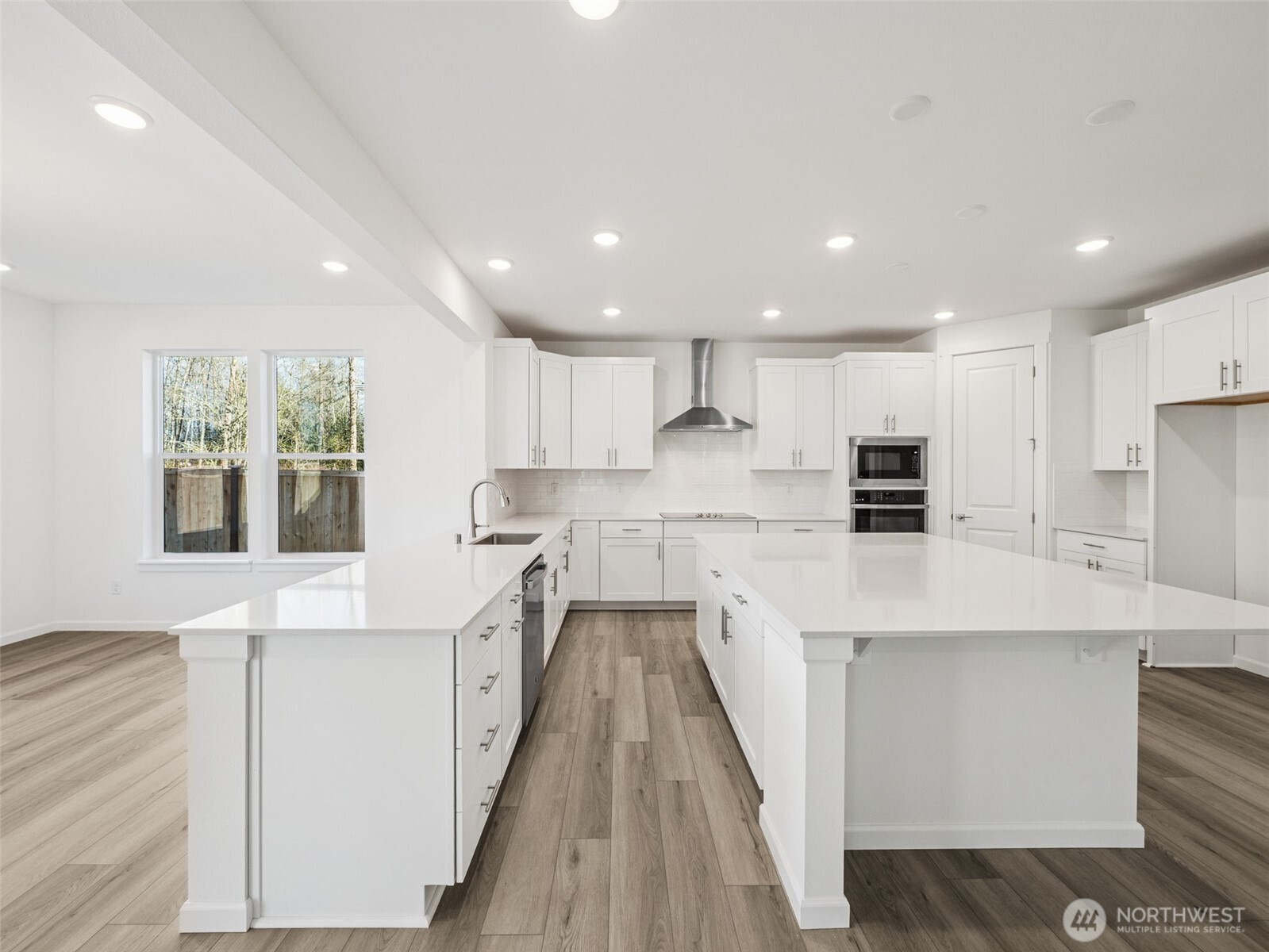 1178 E Tanner Avenue 116