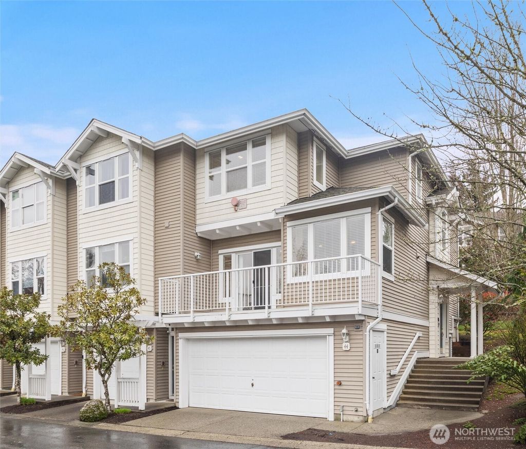 Photo of 2680 139th Avenue SE #44, Bellevue, WA 98005 (MLS # 2497124)
