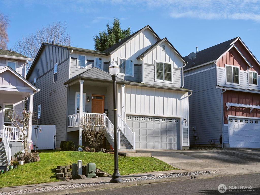 Photo of 2407 NE 127th Place, Vancouver, WA 98684 (MLS # 2495179)