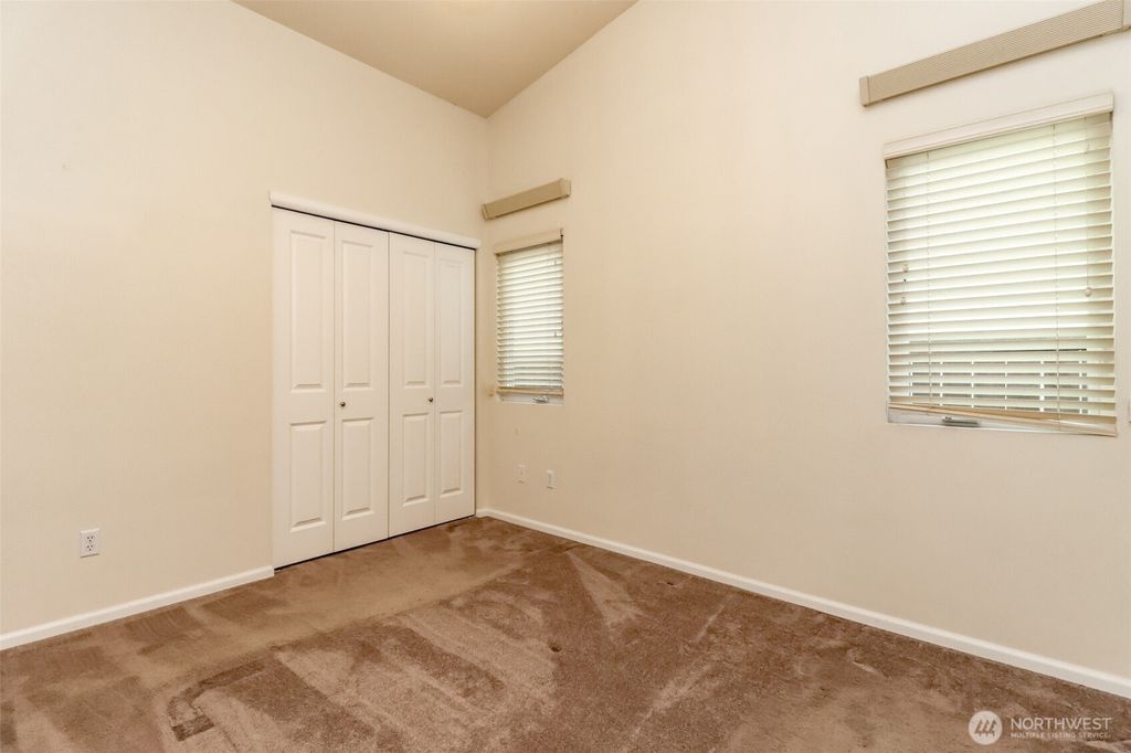 listing image 9367703265495627434