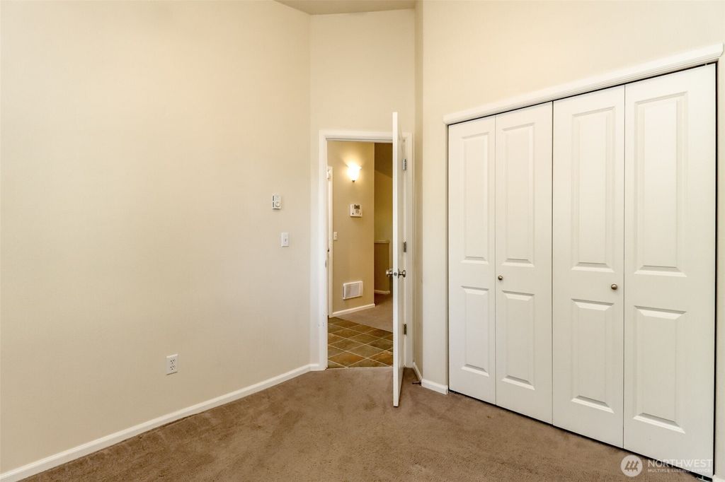 listing image 9361767048825076216