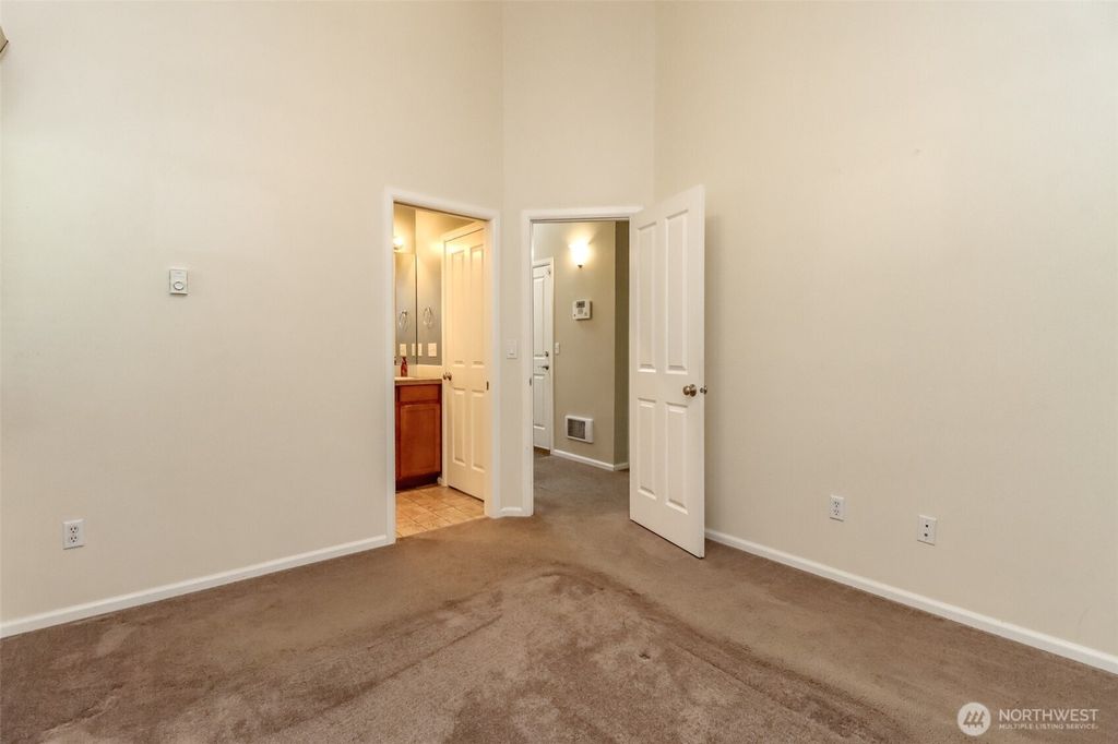 listing image 9363132808817640238