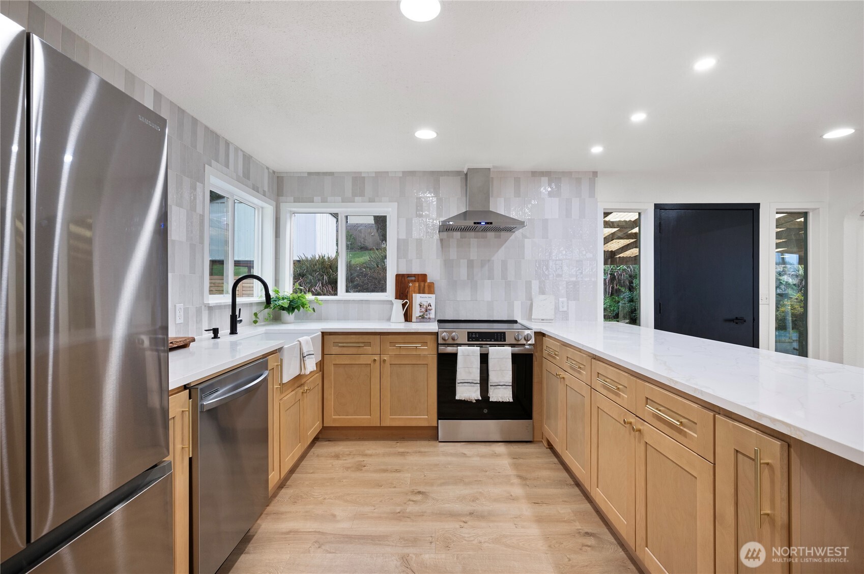 1406 Shattuck Avenue S