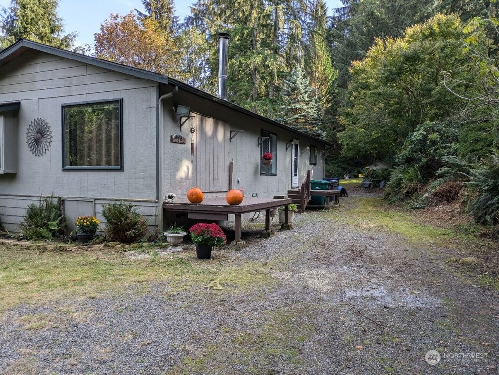 Photo of 20602 63rd Place SE, Snohomish, WA 98290 (MLS # 2304411)