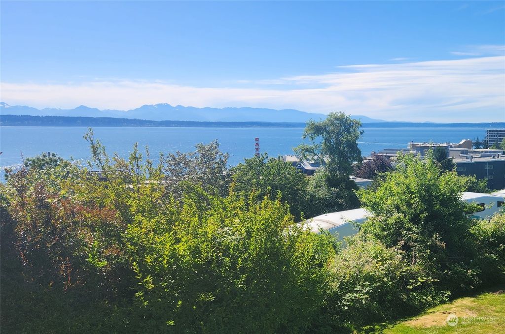 Photo of 3612 NW 60th Street, Seattle, WA 98107 (MLS # 2298904)