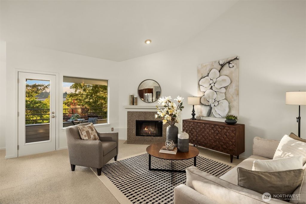 Photo of 3520 Lake Washington Boulevard SE #207, Bellevue, WA 98006 (MLS # 2417232)