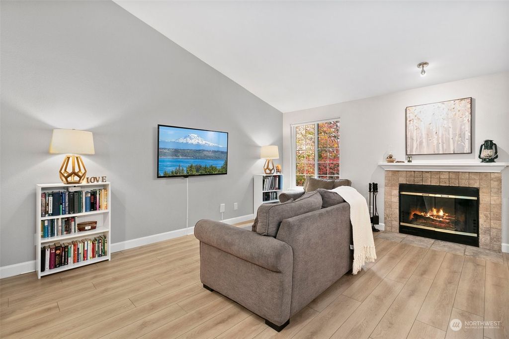 Photo of 28300 18th Avenue S #P202, Federal Way, WA 98003 (MLS # 2307078)