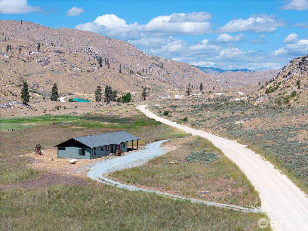 Photo of 701 North Star RD, Brewster, WA 98812 (MLS # 2548145)