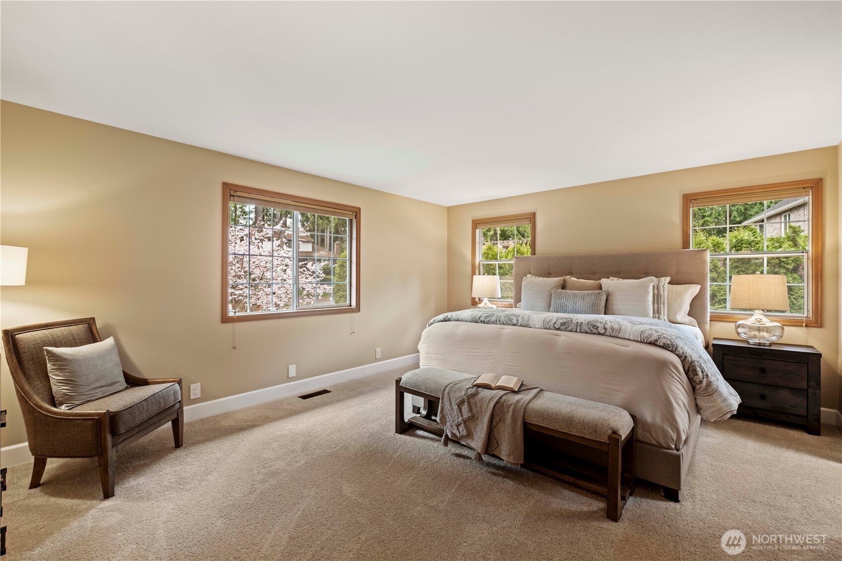 Sammamish, Washington, 98074, United States, 4 Bedrooms Bedrooms, ,3 BathroomsBathrooms,Residential,Active,2030973