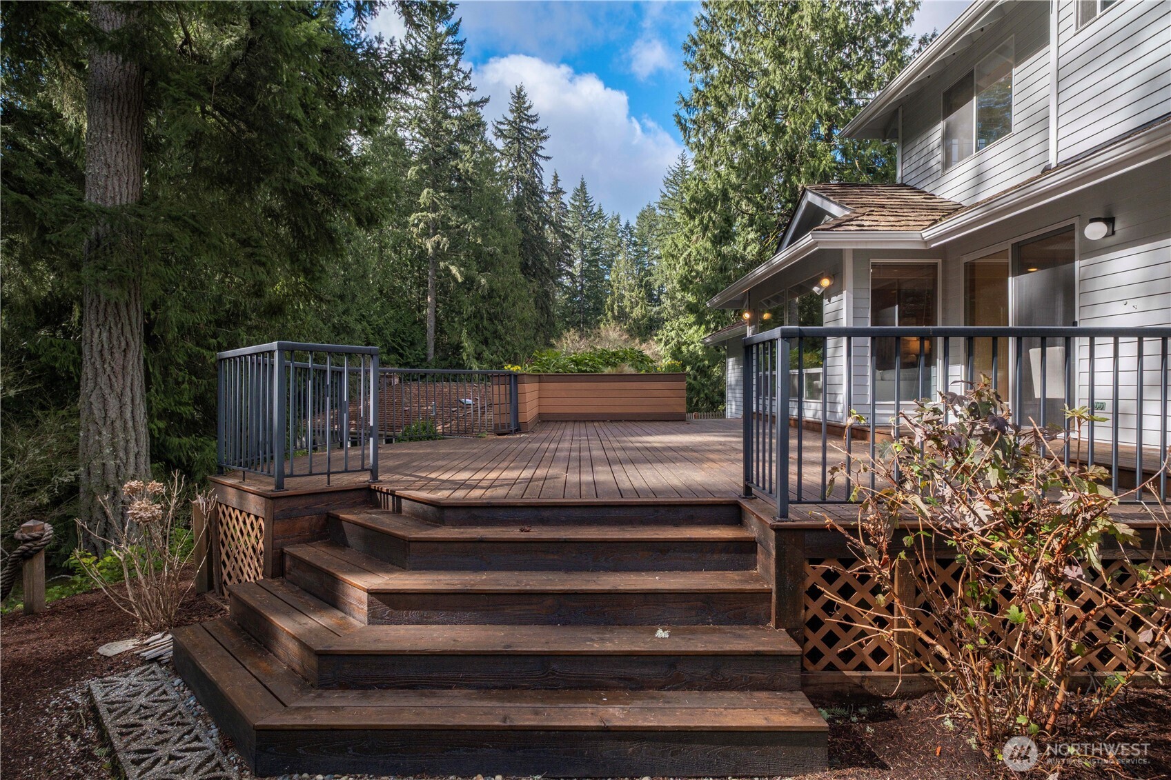 Sammamish, Washington, 98074, United States, 4 Bedrooms Bedrooms, ,3 BathroomsBathrooms,Residential,Active,2030973