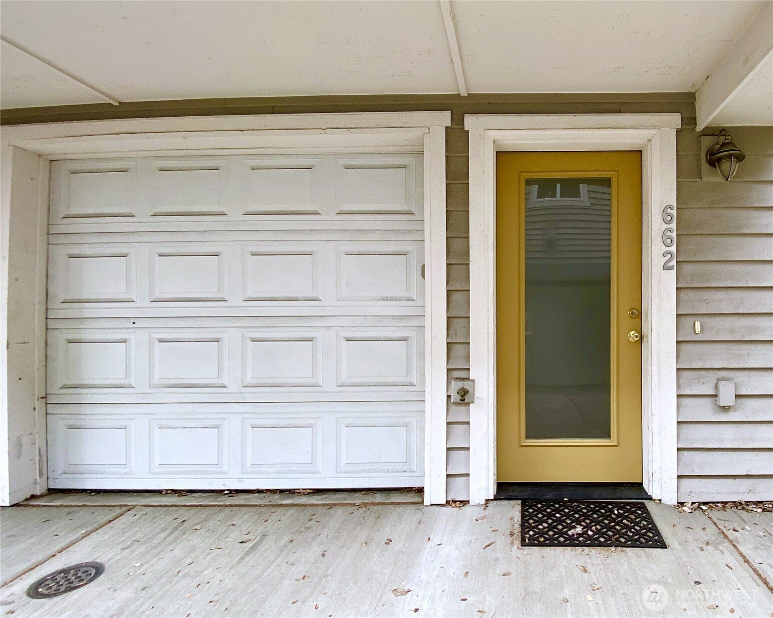 662 NE 40th Street