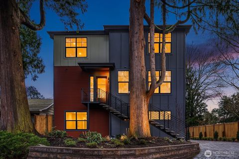 Photo of 2615 NE 87th Street, Seattle, WA 98115 (MLS # 2492512)