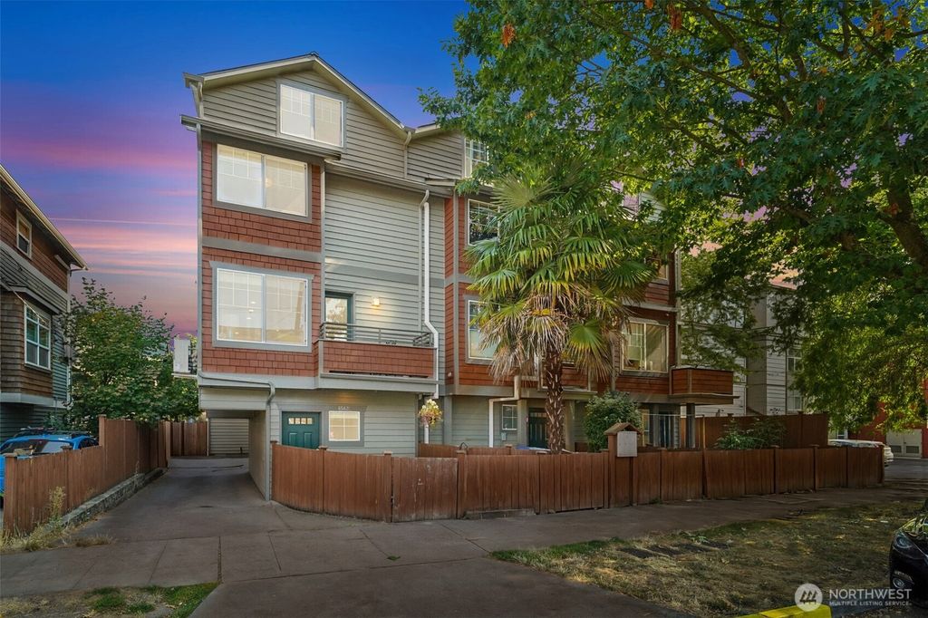 Photo of 6562 5th Avenue NE #C, Seattle, WA 98115 (MLS # 2425381)