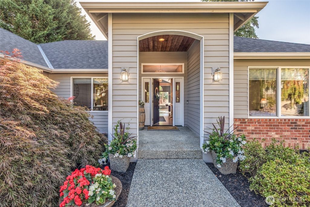 Photo of 14033 282nd Lane NE, Duvall, WA 98019 (MLS # 2436213)