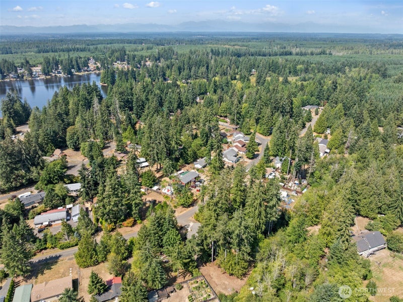 90 E Park Loop