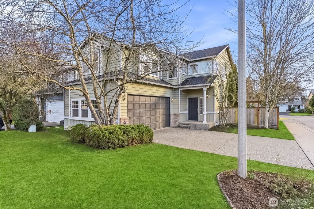 Photo of 19440 77th Place NE, Kenmore, WA 98028 (MLS # 2484812)