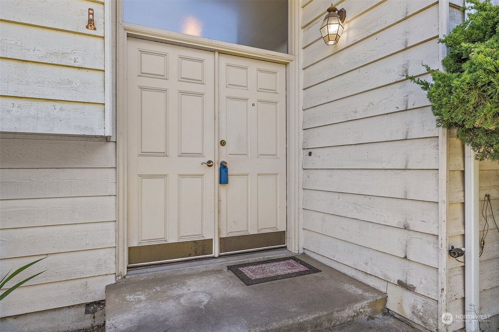 Photo of 8703 NE 137th Street, Kirkland, WA 98034 (MLS # 2078336)