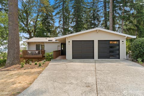 Photo of 16639 SE 26th Place, Bellevue, WA 98008 (MLS # 2558170)