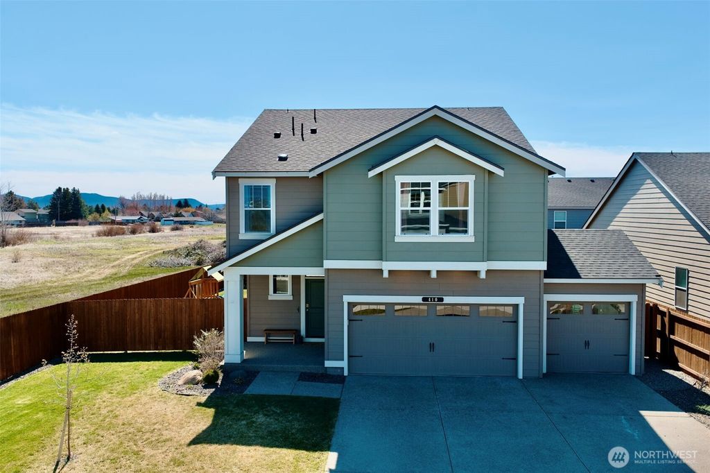 Photo of 410 W 26th Ave, Ellensburg, WA 98926 (MLS # 2499715)