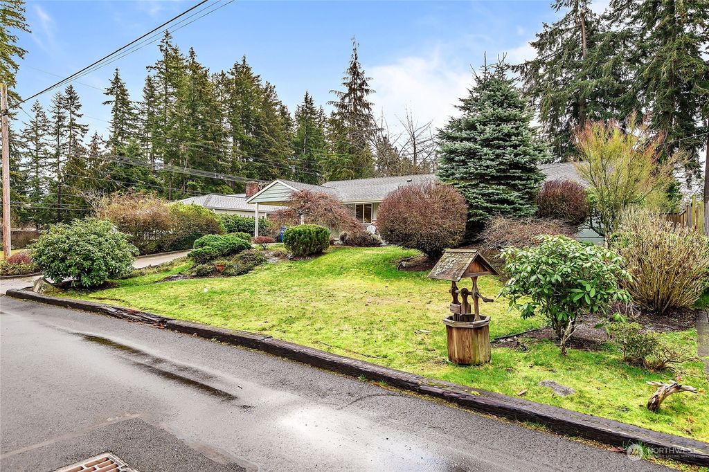 Photo of 7614 193rd Place SW, Edmonds, WA 98026 (MLS # 2036166)