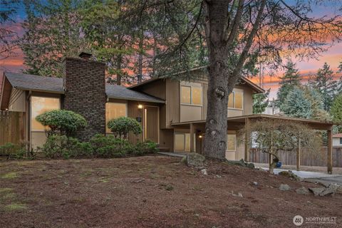 Photo of 12224 SE 60th Place, Bellevue, WA 98006 (MLS # 2473065)