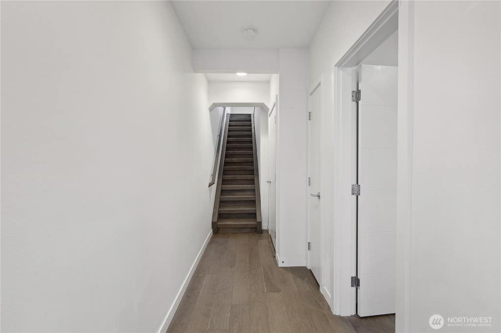 Photo of 1017 W Crockett Street, Seattle, WA 98119 (MLS # 2547109)