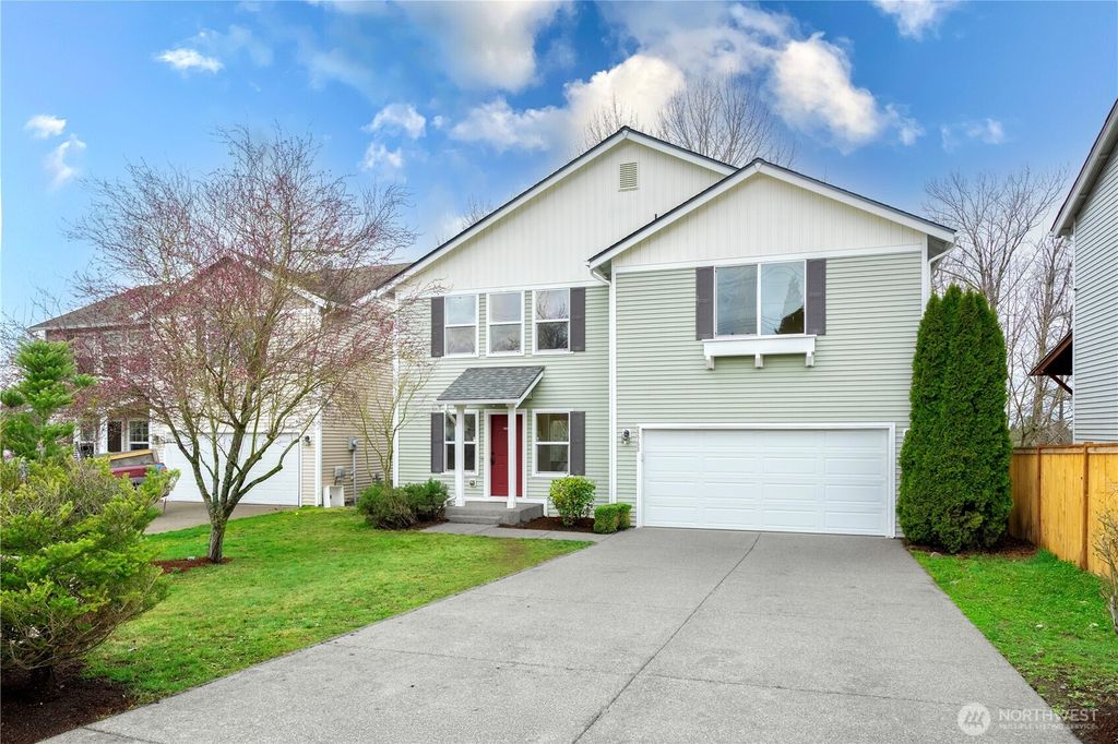 Photo of 22753 129th Place, Kent, WA 98031 (MLS # 2339655)