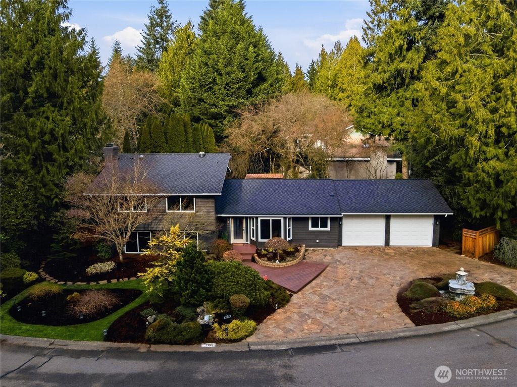 Photo of 2821 152nd Place SE, Mill Creek, WA 98012 (MLS # 2473350)
