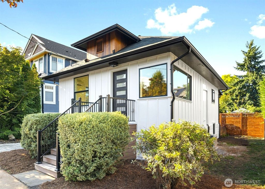 Photo of 706 N 67th Street, Seattle, WA 98103 (MLS # 2419129)