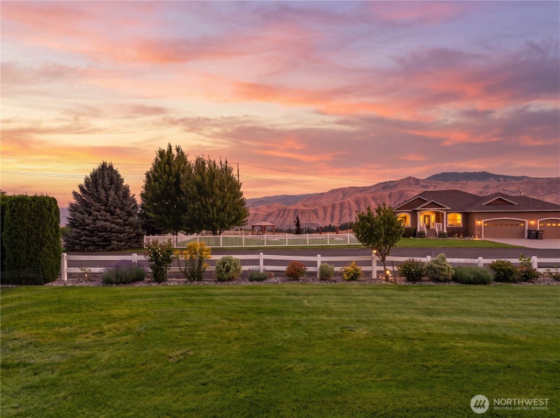 3715 Viewmont Drive