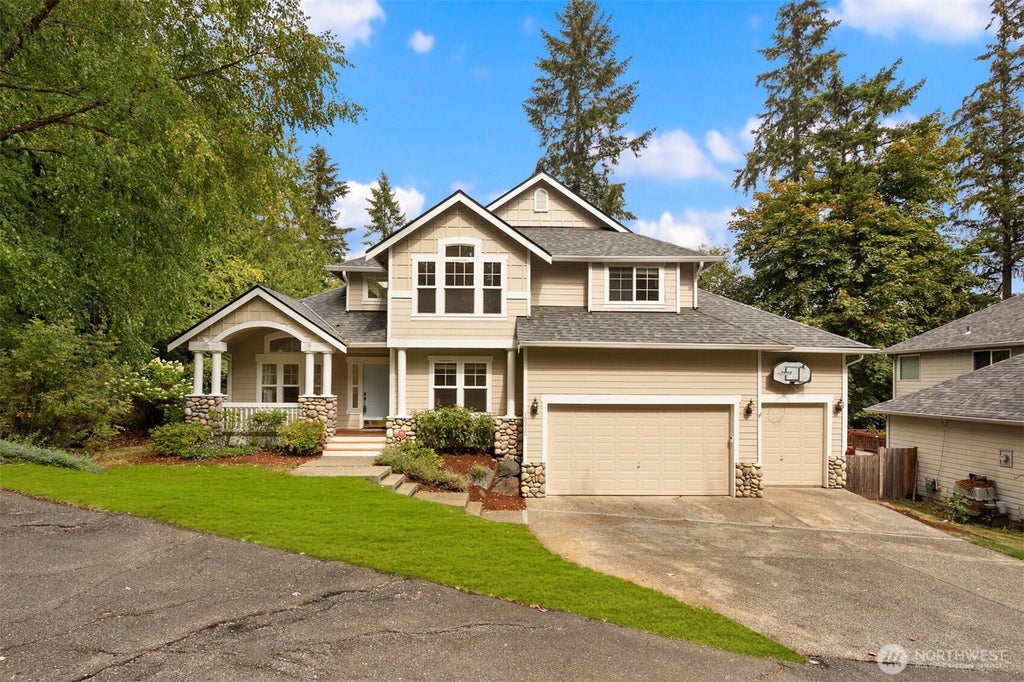 Photo of 10332 186th Court NE, Redmond, WA 98052 (MLS # 2570669)