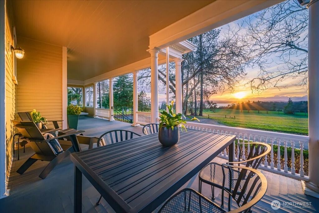 Photo of 4200 Washington Avenue W, Seattle, WA 98199 (MLS # 2429389)