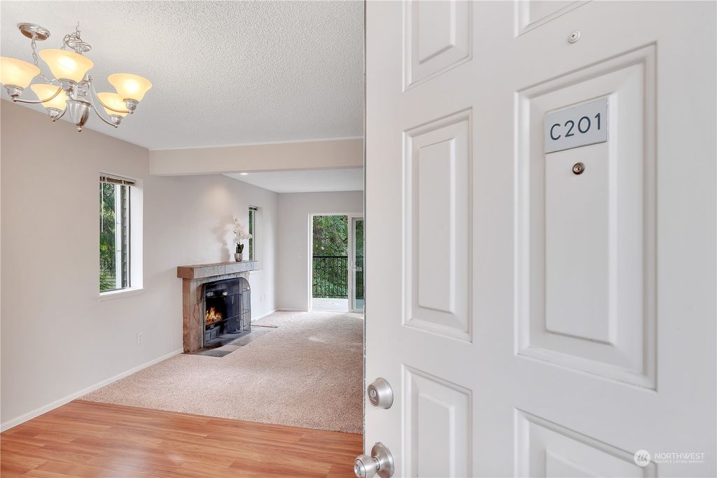 Photo of 406 10th Street #C201, Kirkland, WA 98033 (MLS # 2057258)