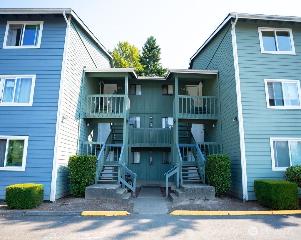 Photo of 3428 I Street SE #T304, Auburn, WA 98002 (MLS # 2431738)