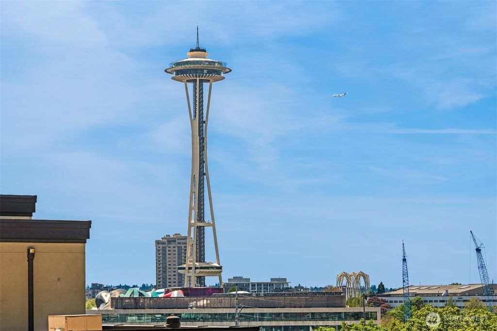 Photo of 1000 Aurora Avenue N #609, Seattle, WA 98109 (MLS # 2517534)