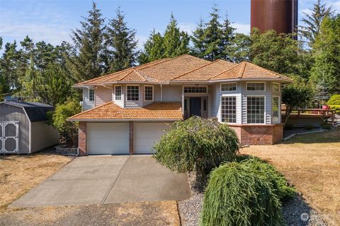 711 Baker Street Westport WA 98595