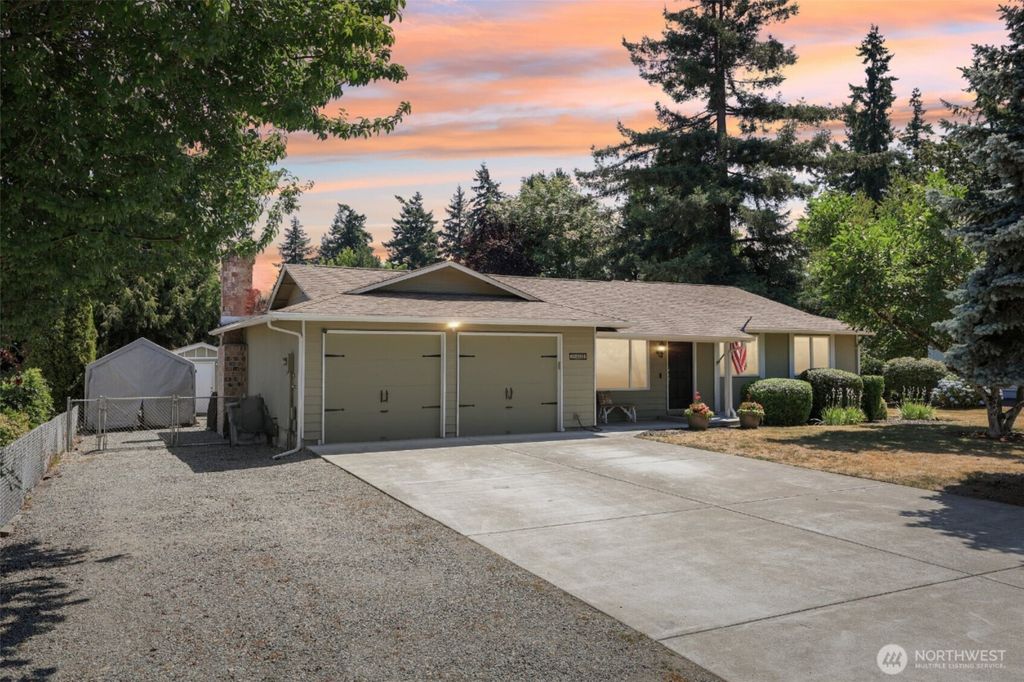 Photo of 2431 Diamond Street, Milton, WA 98354 (MLS # 2412167)