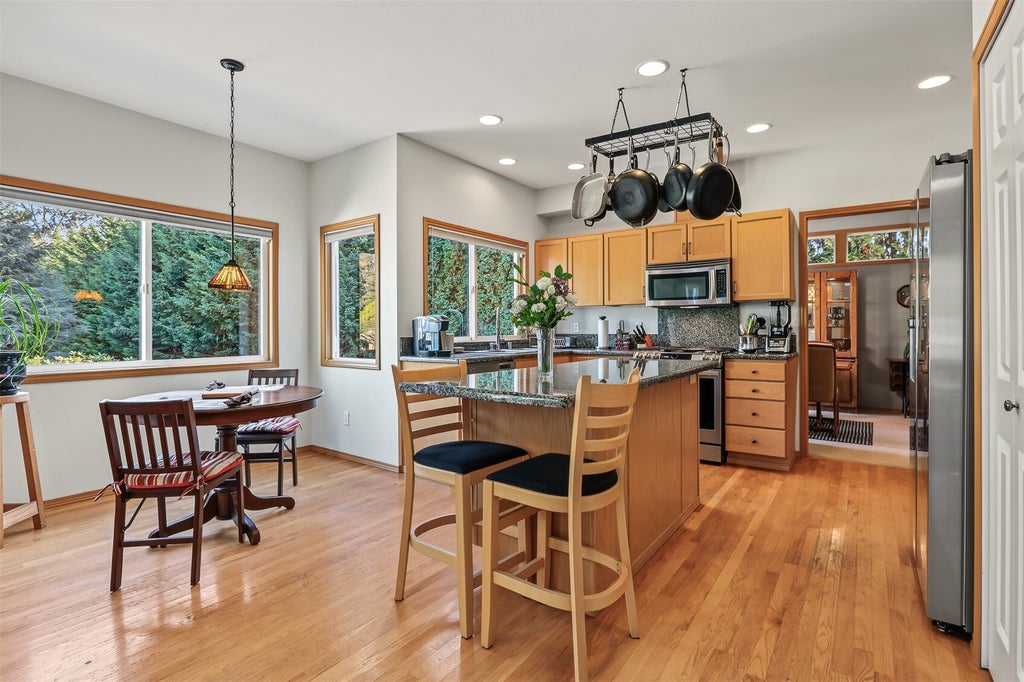 Photo of 20410 80th Avenue NE, Bothell, WA 98028 (MLS # 2595212)