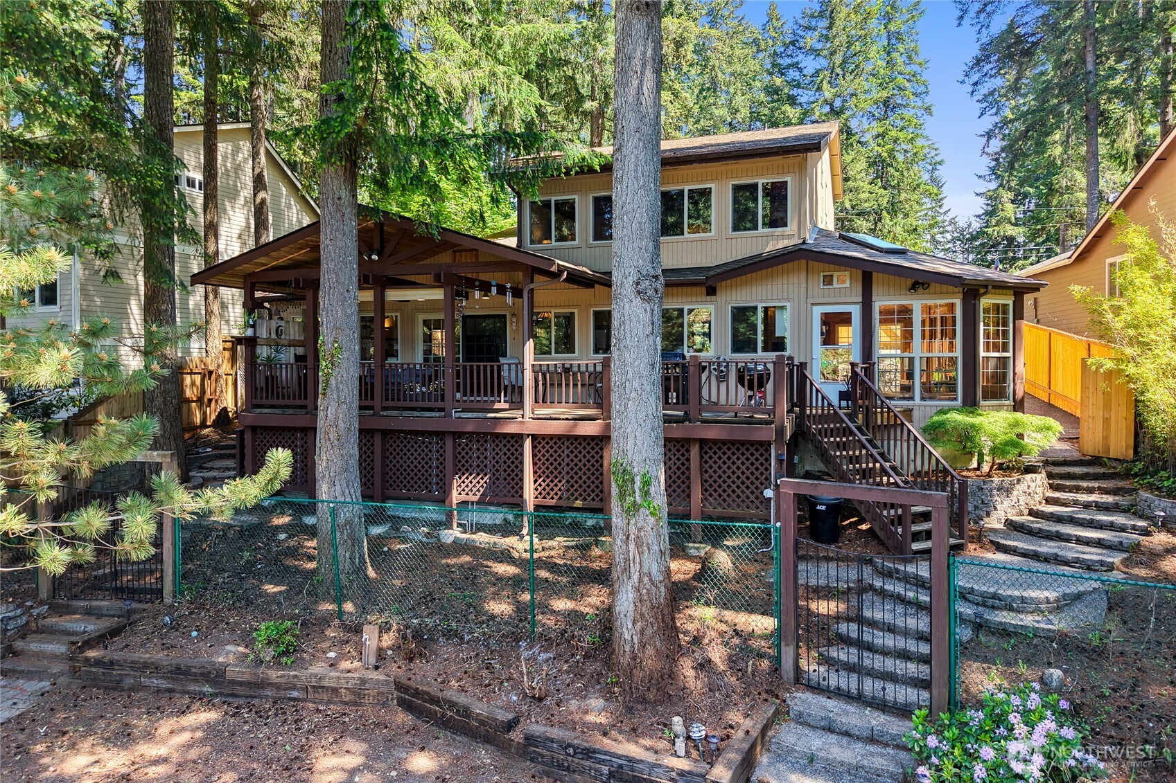 11102 Minterwood Drive NW