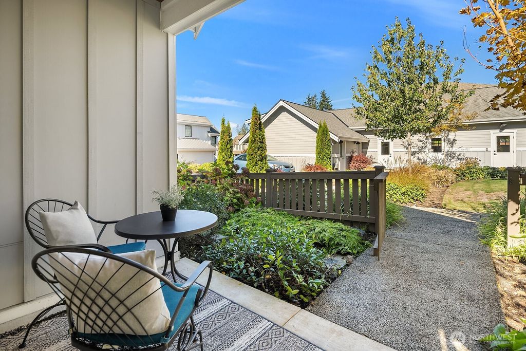 Photo of 22773 SE 14th Court #10, Sammamish, WA 98075 (MLS # 2439369)