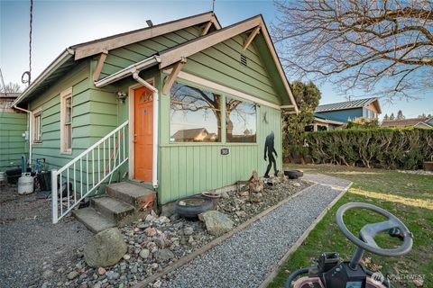 Photo of 303 Lincoln Street, Everson, WA 98247 (MLS # 2470961)