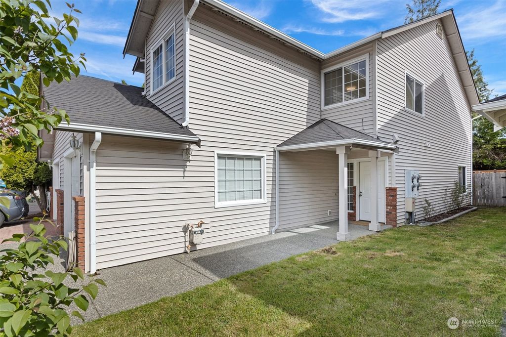 Photo of 5805 136th Street SE, Everett, WA 98208 (MLS # 2226311)