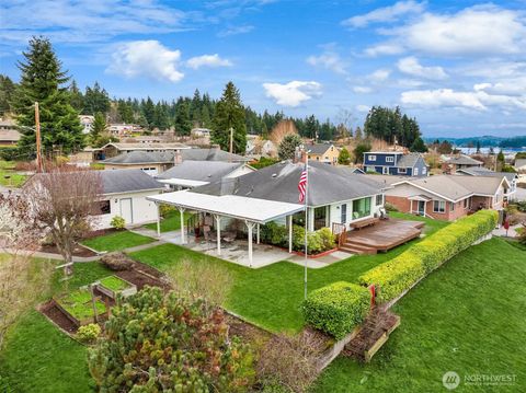 649 NE Sommerseth Street Poulsbo WA 98370