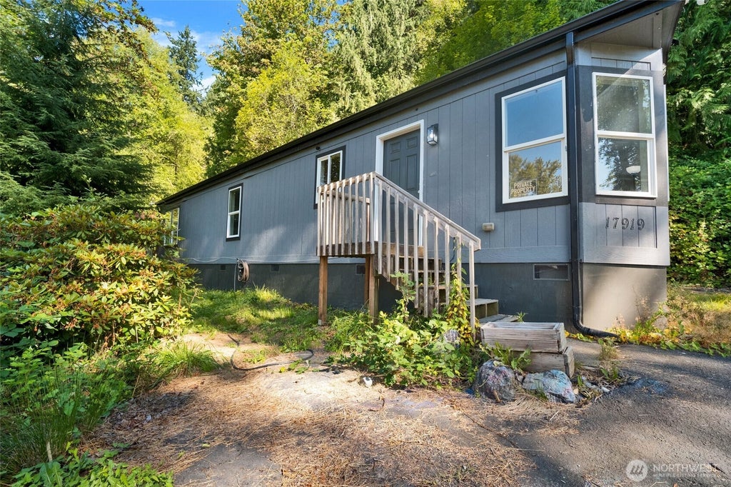 Photo of 17919 121st St Ne ST NE, Arlington, WA 98223 (MLS # 2540371)