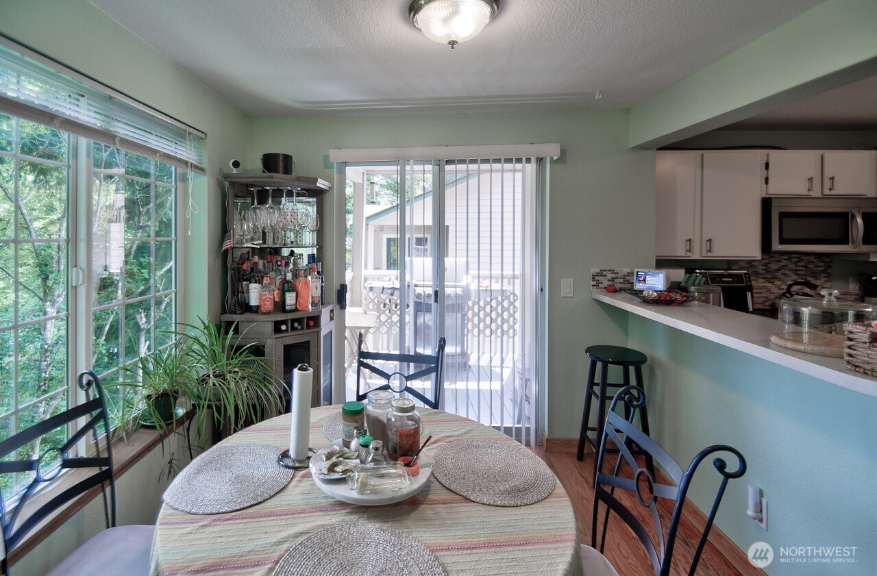 1103 Creekwood Court SE