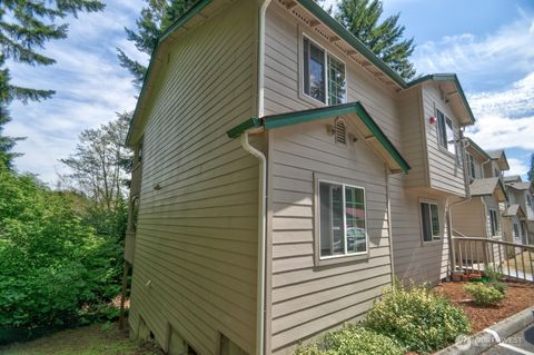 Photo of 1103 Creekwood Court SE, Olympia, WA 98501 (MLS # 2402468)