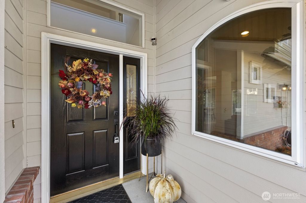 Photo of 14649 138th Way NE, Woodinville, WA 98072 (MLS # 2437927)