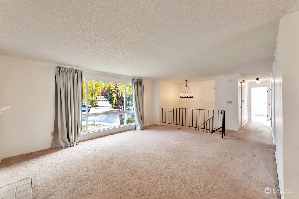 Photo of 10927 158th Court NE, Redmond, WA 98052 (MLS # 2306561)