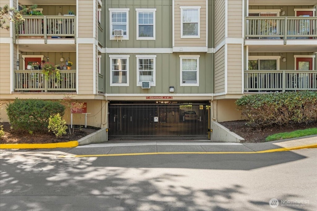 Photo of 7711 NE 175th Street #A305, Kenmore, WA 98028 (MLS # 2587094)