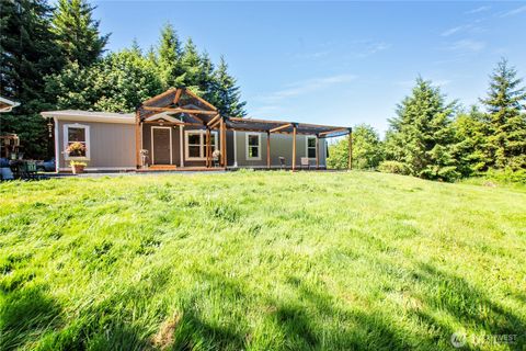 178 Bear View Drive Chehalis WA 98532